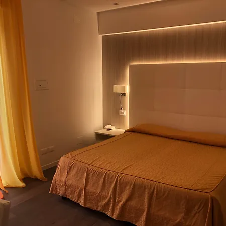 Majestic Hotel 4*