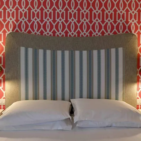 Majestic Hotel 4*